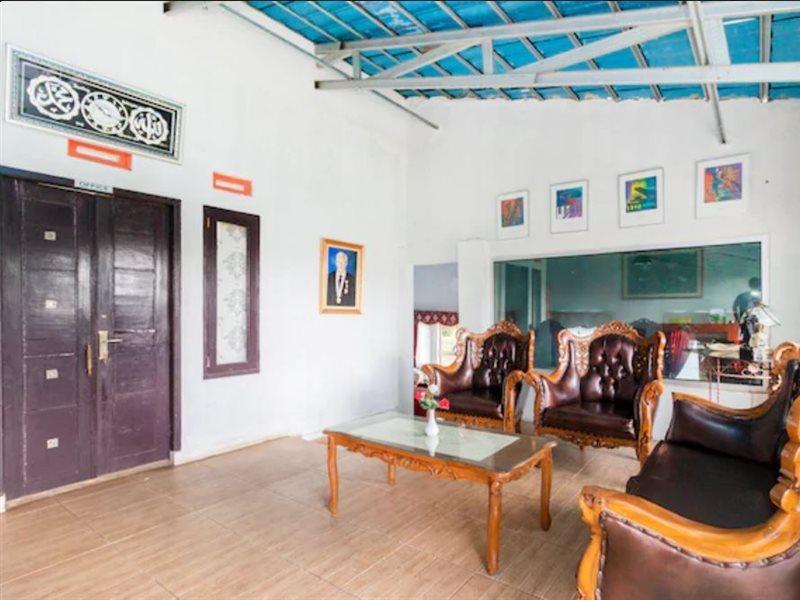 Reddoorz Plus At Grand Yustik Сукабуми Екстериор снимка