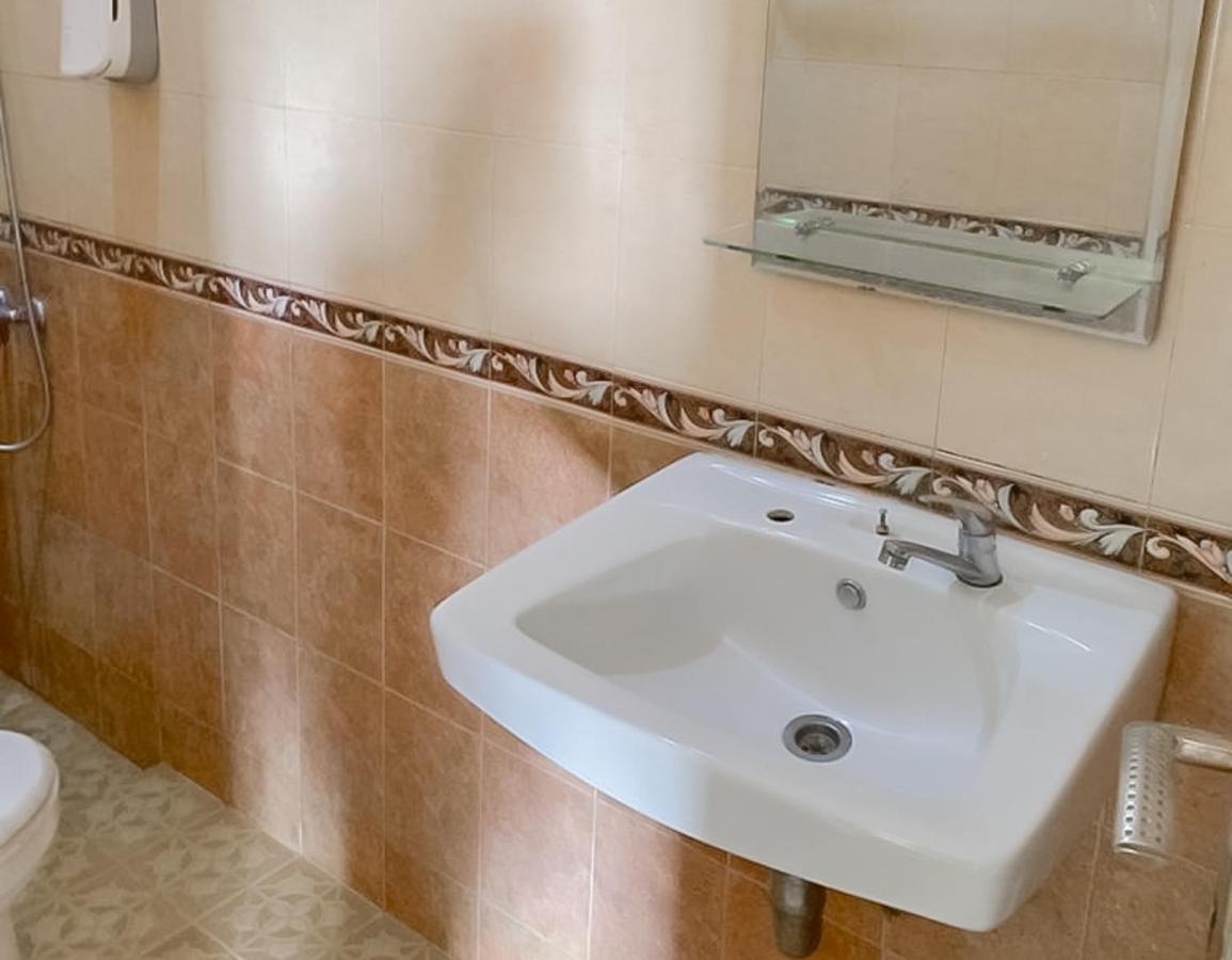 Reddoorz Plus At Grand Yustik Сукабуми Екстериор снимка