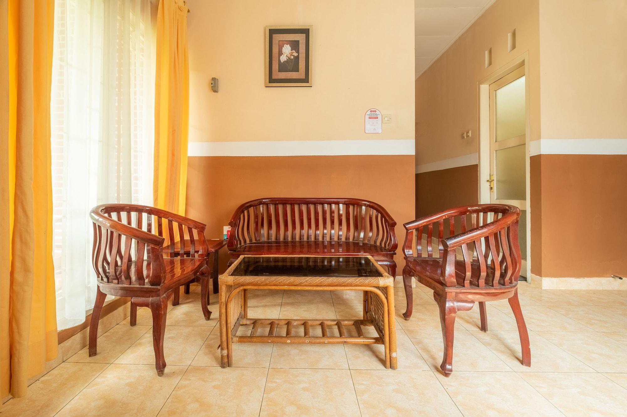 Reddoorz Plus At Grand Yustik Сукабуми Екстериор снимка